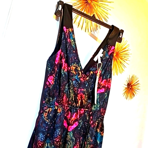 BCBGeneration formal Occasion dress Multi colors small nwt - Picture 6 of 12